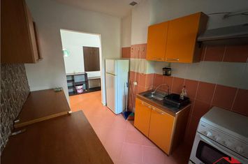 Apartament 2 camere de vanzare GARA - Vrancea anunturi imobiliare Vrancea