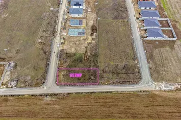 REZERVAT - Teren 637 mp | 2 fronturi stradale | Cartier Via Carmina anunturi imobiliare Arad