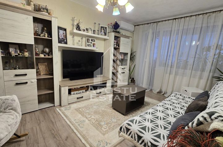 Apartament 3 camere, centrala proprie, etaj intermediar + garaj, Dacia anunturi imobiliare Timis