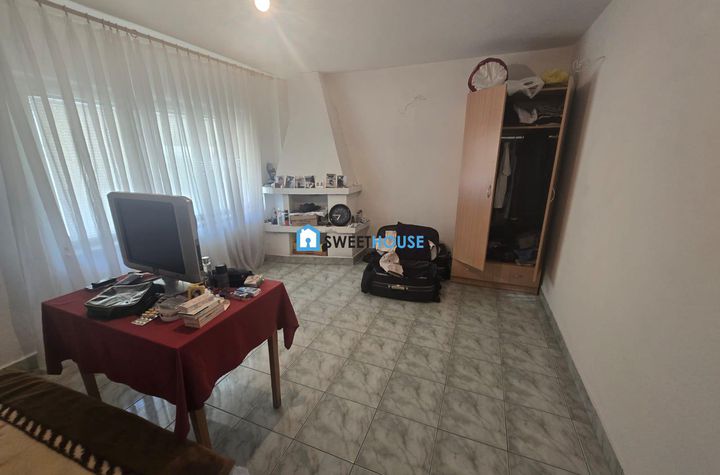 Apartament 4 camere de vanzare CENTRAL - Brasov anunturi imobiliare Brasov