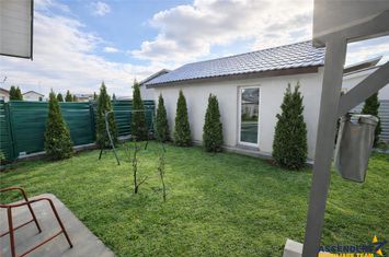 Casă - 5 camere de vanzare TARLUNGENI - Brasov anunturi imobiliare Brasov