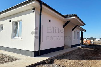 Casa cu 4 camere de vanzare in Santandrei anunturi imobiliare Bihor