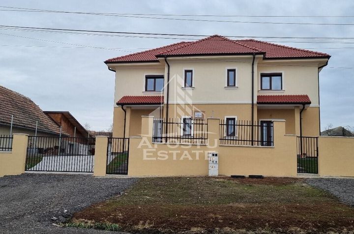 Duplex de vanzare, 752 mp teren,la cheie, Cornesti, 20 km de Timisoara anunturi imobiliare Timis