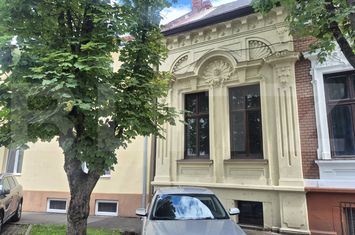 Apartament 4 camere de vanzare SATU MARE - Satu Mare anunturi imobiliare Satu Mare