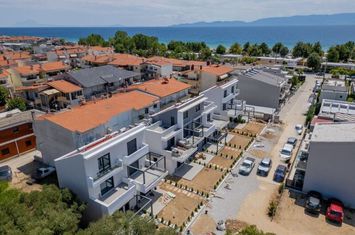 Mezonetă 90,85 mp, 200 m de plajă — Paralia Ofriniou anunturi imobiliare Grecia