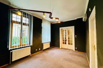 Unirii - Mitropolie vila 500 mp utili 4500 Euro anunturi imobiliare Bucuresti