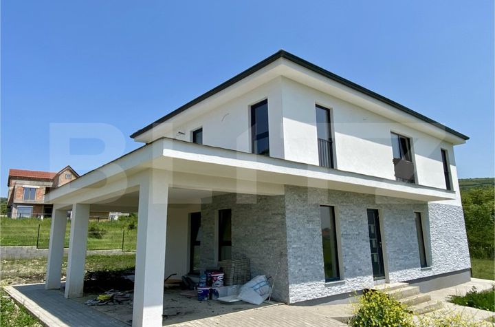 Vilă - 4 camere de vanzare CHINTENI - Cluj anunturi imobiliare Cluj