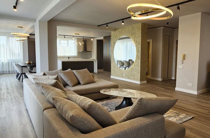 DISPONIBIL Penthouse cu vedere la Padurea Baneasa- Iancu Nicolae anunturi imobiliare Bucuresti