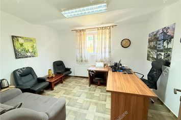 Apartament 3 camere de vanzare CENTRAL - Sibiu anunturi imobiliare Sibiu
