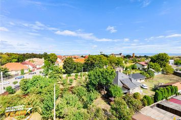 Apartament 3 camere de vanzare CENTRAL - Covasna anunturi imobiliare Covasna