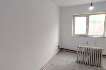 Apartament 3 camere de vanzare FAGARAS - Brasov anunturi imobiliare Brasov
