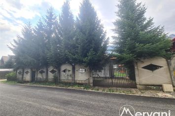 Apartament 18 camere de vanzare BUSTENI - Prahova anunturi imobiliare Prahova