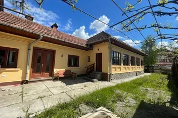 Casă - 4 camere de vanzare NOVACI - Gorj anunturi imobiliare Gorj
