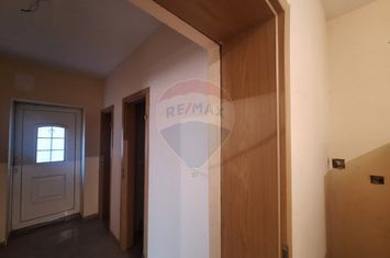 Apartament generos la 3 min pe jos de Podul Minciunilor anunturi imobiliare Sibiu