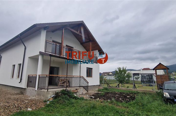 Casă - 4 camere de vanzare CENTRAL - Alba anunturi imobiliare Alba