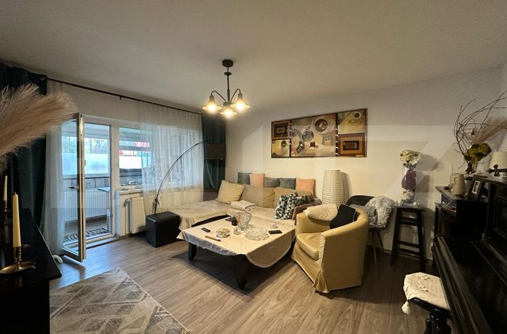 Apartament 3 camere de vanzare BRASOV - Brasov anunturi imobiliare Brasov
