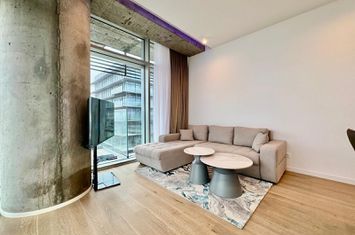 Inchiriere 3 camere Floreasca | Up-site | Loc parcare + Boxa anunturi imobiliare Bucuresti