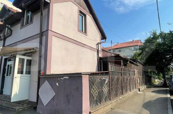 Casă - 3 camere de vanzare ROGERIUS - Bihor anunturi imobiliare Bihor
