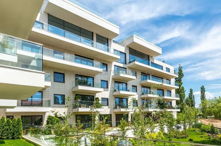 ONE FLOREASCA LAKE APARTAMENT 4 CAMERE PREMIUM LOC PARCARE anunturi imobiliare Bucuresti