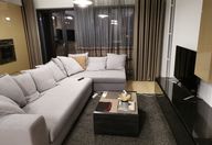 830 €, Apartament 3 camere