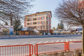 Spațiu comercial de vanzare OTOPENI - Bucuresti anunturi imobiliare Bucuresti
