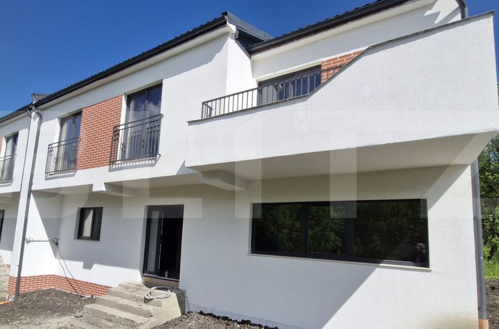 Vilă - 4 camere de vanzare CHINTENI - Cluj anunturi imobiliare Cluj