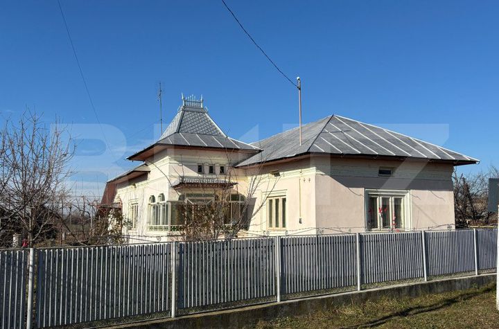Casă - 6 camere de vanzare GAESTI - Dambovita anunturi imobiliare Dambovita