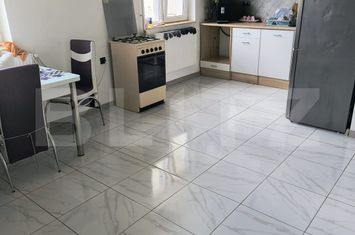 Apartament 3 camere de vanzare DEJ - Cluj anunturi imobiliare Cluj