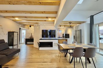 Apartament 3 camere de vanzare SIBIU - Sibiu anunturi imobiliare Sibiu