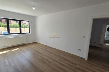 Apartament 3 camere de vanzare IPOTESTI - Suceava anunturi imobiliare Suceava