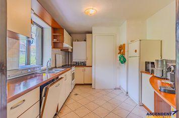 Vilă - 7 camere de inchiriat EXTERIOR EST - Brasov anunturi imobiliare Brasov