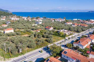 Teren 910 mp în Limenas, Thassos — 450 m de mare anunturi imobiliare Grecia