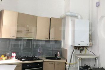 Apartament 3 camere de vanzare GAESTI - Dambovita anunturi imobiliare Dambovita