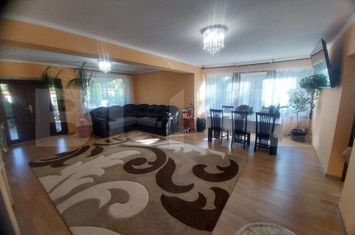 Vilă - 5 camere de vanzare SUCEAVA - Suceava anunturi imobiliare Suceava
