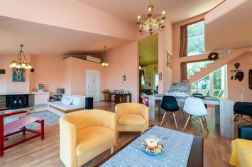 Casă individuală 3 nivele în Zygos, 250 mp, teren 764 mp anunturi imobiliare Grecia