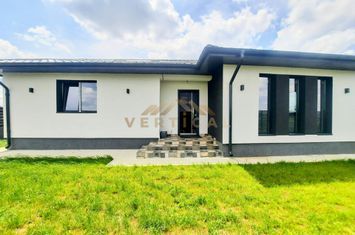 Casă - 3 camere de vanzare COMUNA BERCENI - Bucuresti anunturi imobiliare Bucuresti