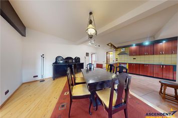 Vilă - 8 camere de vanzare CENTRUL CIVIC - Brasov anunturi imobiliare Brasov
