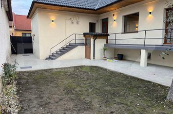 Casă - 3 camere de inchiriat BRASOV - Brasov anunturi imobiliare Brasov