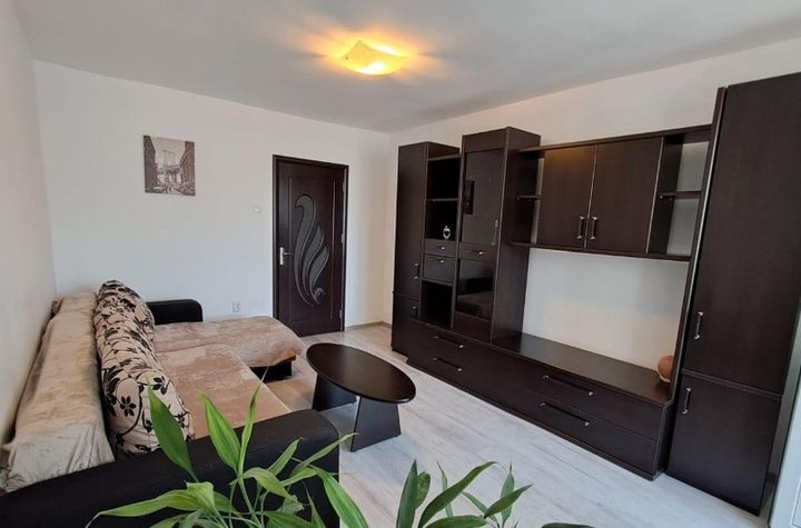 Apartament 2 camere de inchiriat VLAHUTA - Brasov anunturi imobiliare Brasov