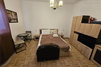 Casă - 4 camere de vanzare CENTRUL CIVIC - Brasov anunturi imobiliare Brasov