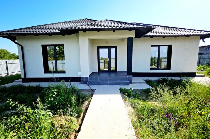 Casă - 3 camere de vanzare VISANI - Iasi anunturi imobiliare Iasi