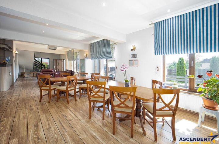 Apartament 9 camere de vanzare BRAN - Brasov anunturi imobiliare Brasov