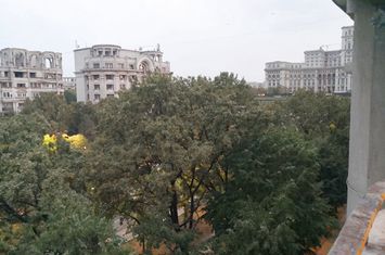 2 camere de inchiriat vedere la Fantani Casa Poporului Bulevardul Unirii anunturi imobiliare Bucuresti