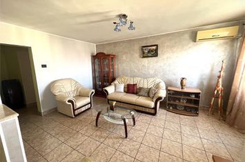 Apartament 3 camere de vanzare MICRO 15 - Satu Mare anunturi imobiliare Satu Mare