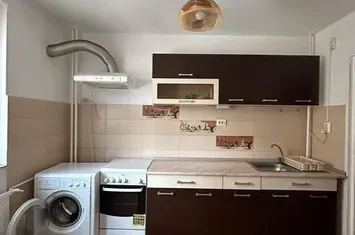Inchiriere apartament 2 camere mobilat/utilat Universitate metrou anunturi imobiliare Bucuresti
