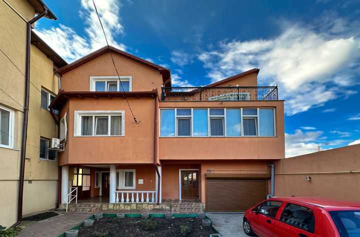 Vilă - 9 camere de vanzare CONSTANTA - Constanta anunturi imobiliare Constanta
