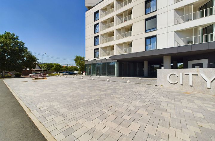 Spațiu comercial central în zona Circumvalațiunii City of Mara anunturi imobiliare Timis