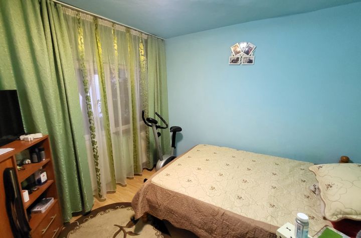 Apartament 3 camere de vanzare TARGU-JIU - Gorj anunturi imobiliare Gorj