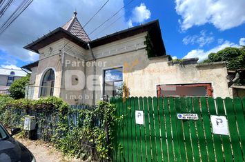 Vilă - 7 camere de vanzare DEMOCRATIEI - Prahova anunturi imobiliare Prahova