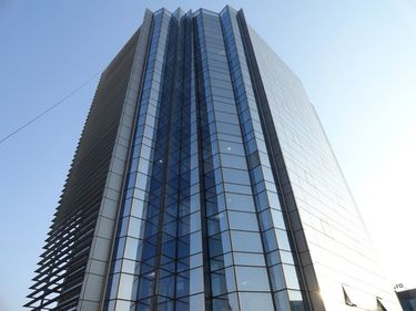 Se caută clădiri de birouri de vânzare de până în 5 milioane de euro